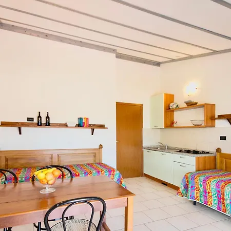 Apartmanhotel With Swimming - Pool In Guardistallo Casale Marittimo