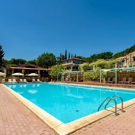 Apartmanhotel With Swimming - Pool In Guardistallo Casale Marittimo