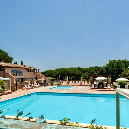 شقة فندقية With Swimming - Pool In Guardistallo 3*