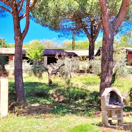 With Swimming - Pool In Guardistallo Aparthotel Casale Marittimo