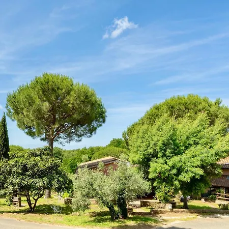 With Swimming - Pool In Guardistallo